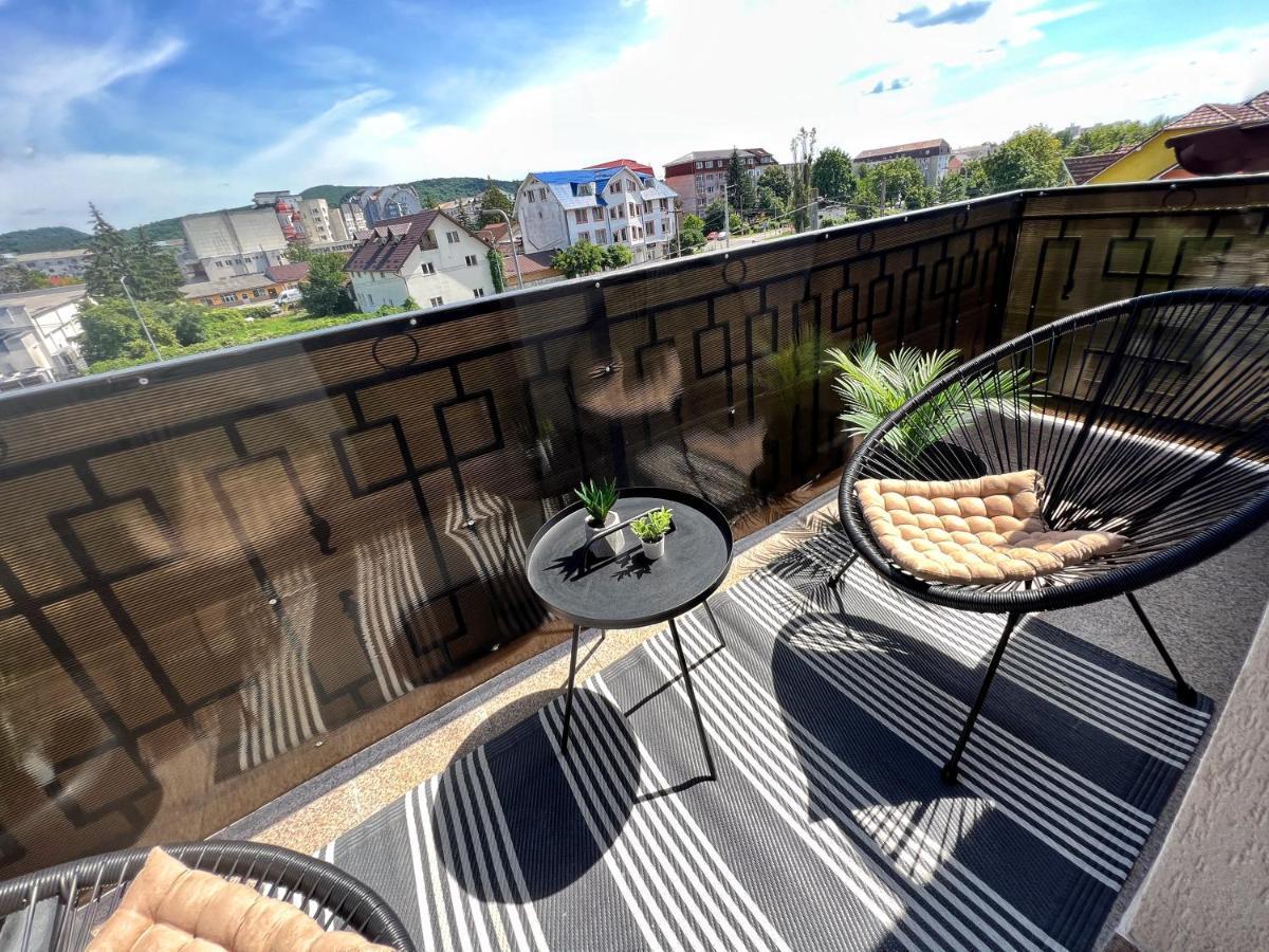 Bistriţa Studio Poienii - A Cozy Stay 5 Min Away From The Center מראה חיצוני תמונה